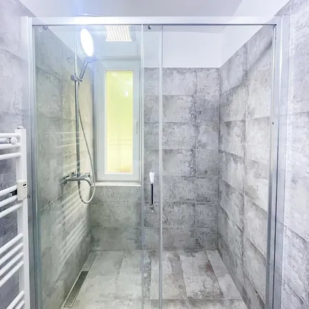 National Arena Mega Mall Mirina *