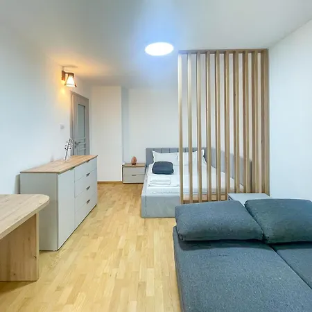 Apartamento National Arena Mega Mall Mirina