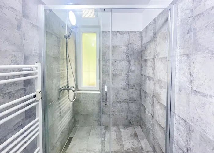 National Arena Mega Mall Mirina *